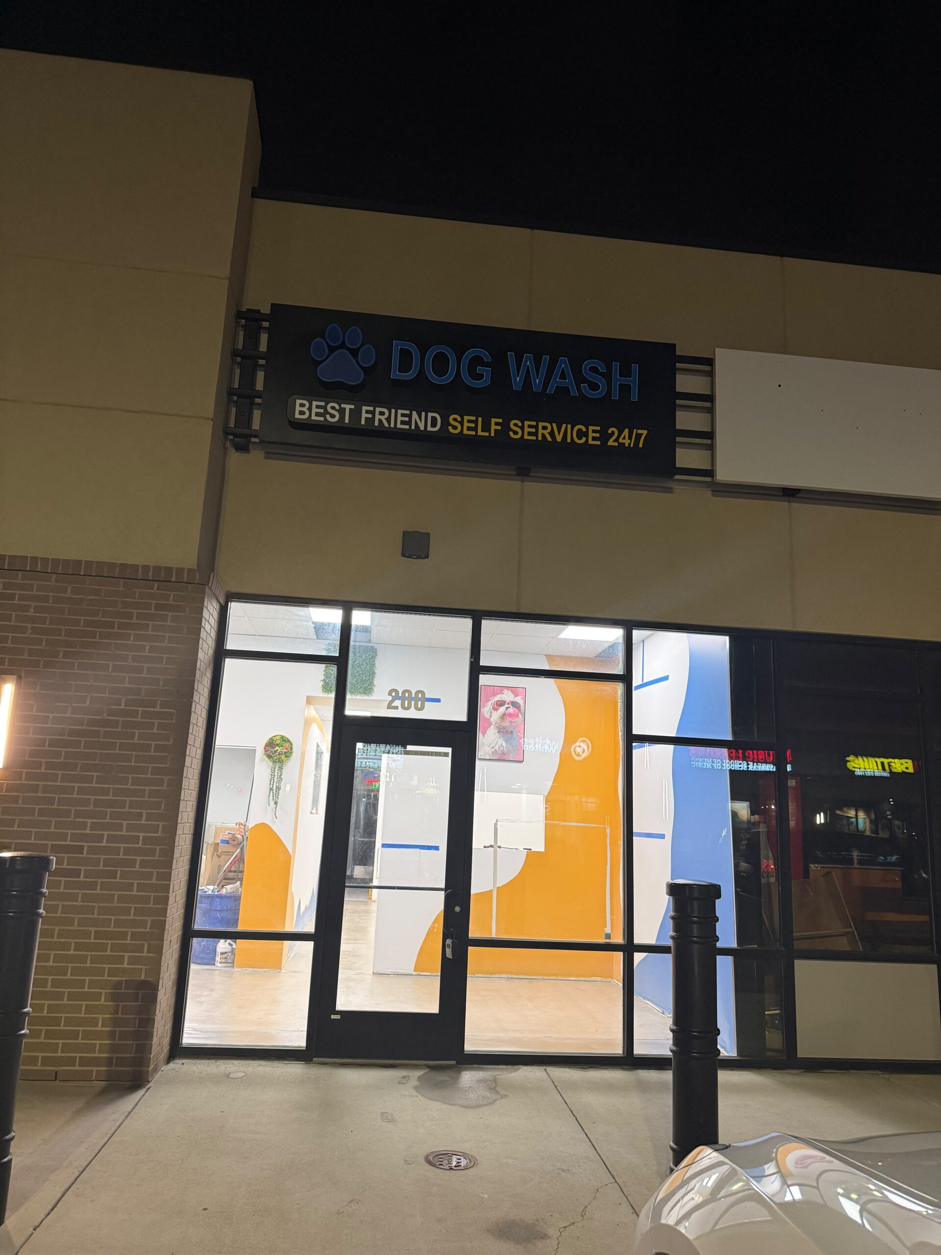 Best Friend Dog Wash — Herriman branch interior
